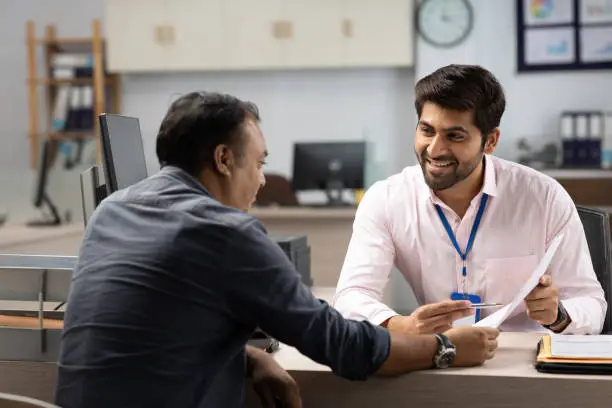 Senior advisor with client